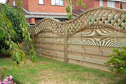 St Meloir fence panel